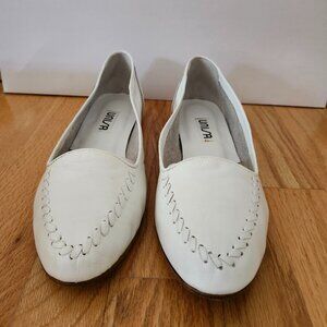 New white all leather Unisa flats in box